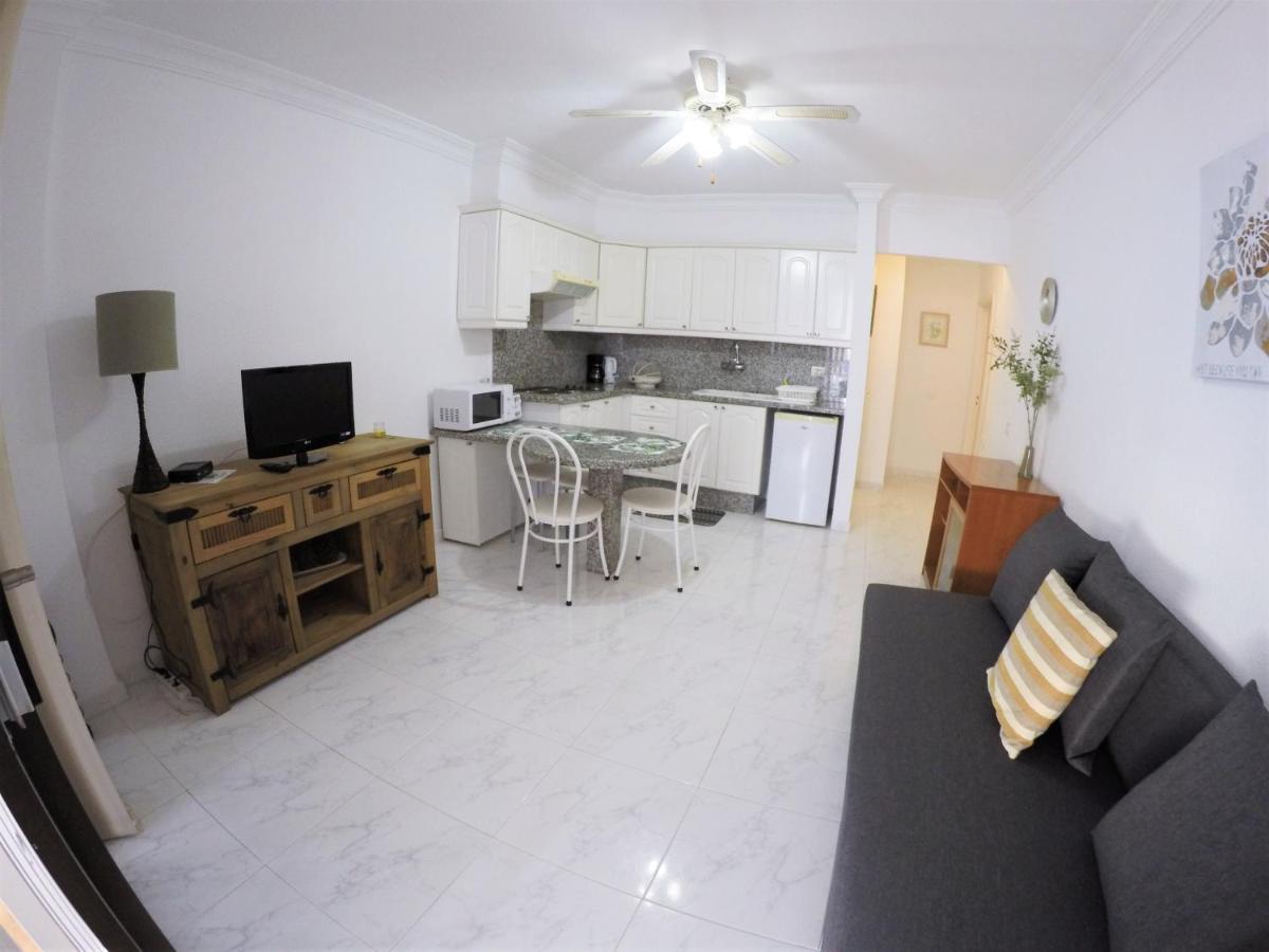 Apartamentos Diamantes Los Cristianos  Bagian luar foto